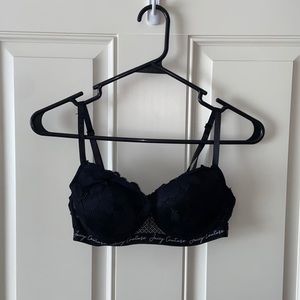 Juicy couture lace padded black bra size 34C